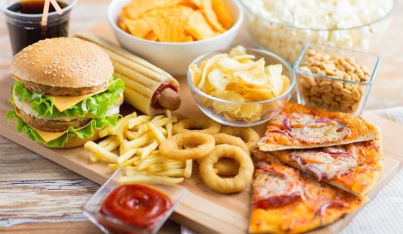 Chất béo và đồ dầu mỡ gây béo phì, giảm ham muốn tình dục