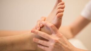 bấm huyệt chữa rối loạn cương dương