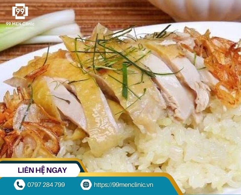 Đồ nếp và thịt gà gây mưng mủ sưng tấy