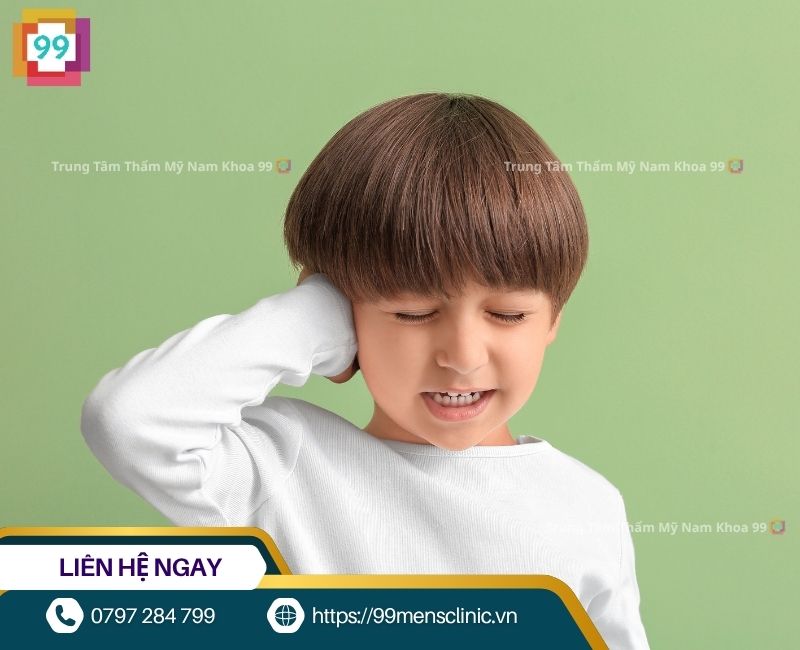 Hẹp bao quy đầu ảnh hưởng đến sức khỏe thì cần gặp bác sĩ