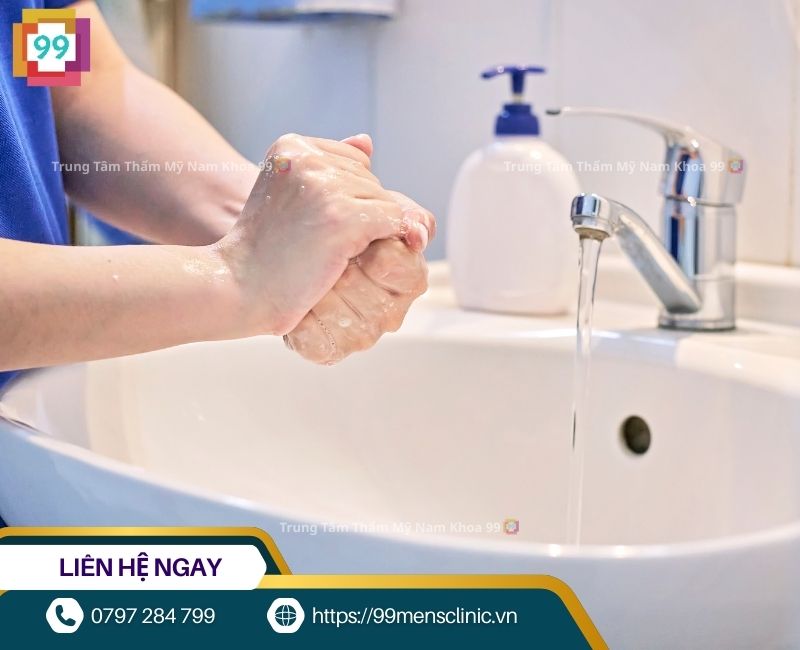 Vệ sinh không đúng cách  có thể gây ra tình trạng viêm nhiễm